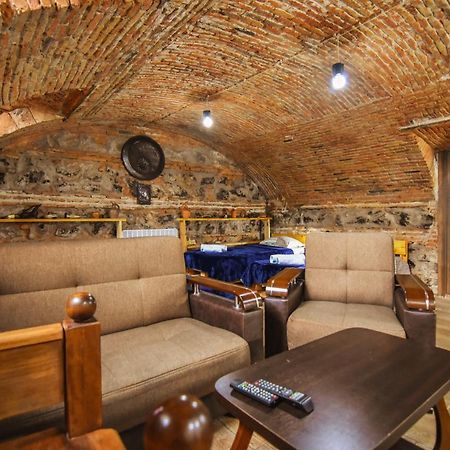 Guest House Kakabadzeebi 9 Тбилиси Экстерьер фото