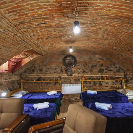 Guest House Kakabadzeebi 9 Тбилиси Экстерьер фото