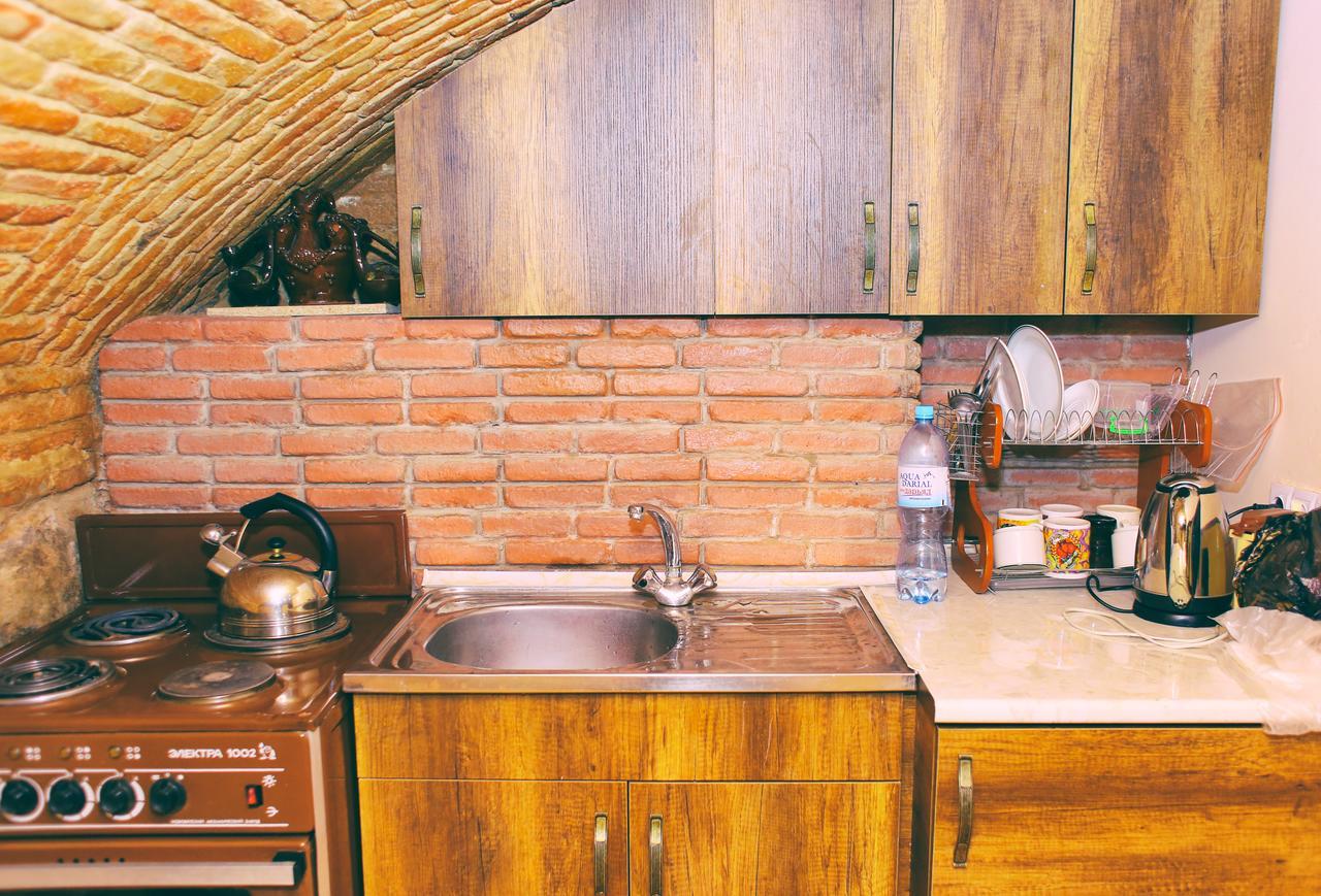 Guest House Kakabadzeebi 9 Тбилиси Экстерьер фото