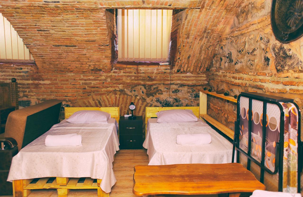 Guest House Kakabadzeebi 9 Тбилиси Экстерьер фото