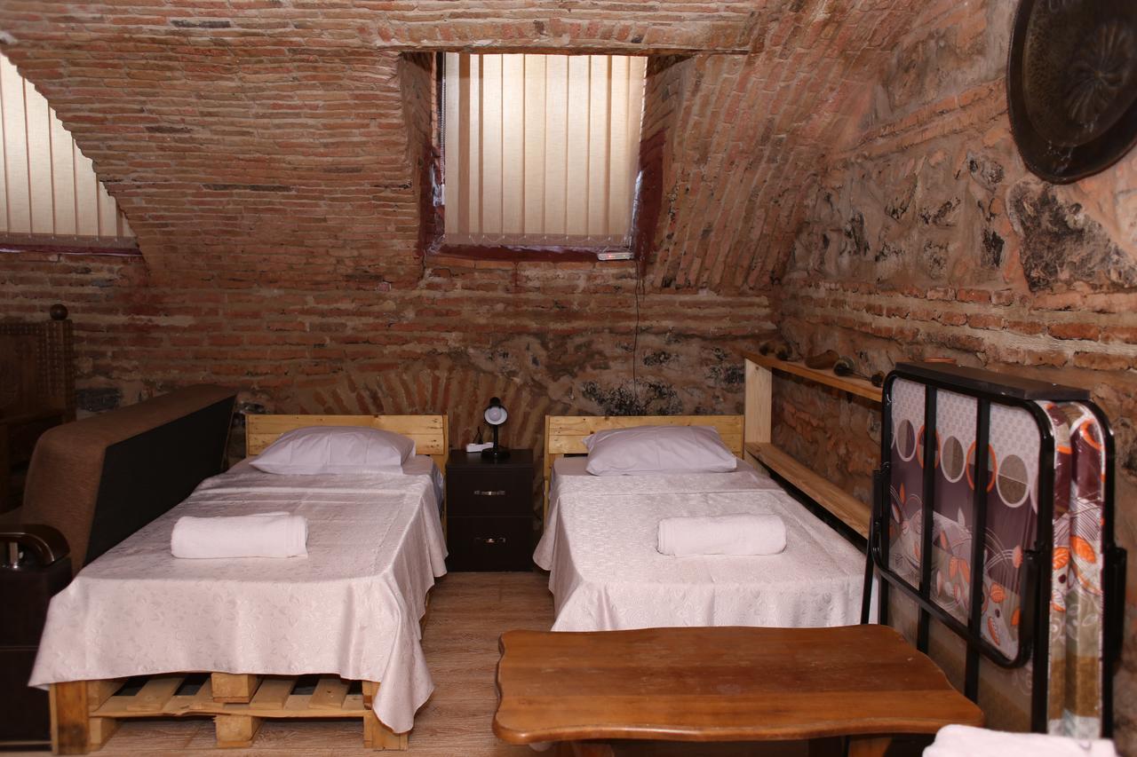 Guest House Kakabadzeebi 9 Тбилиси Экстерьер фото